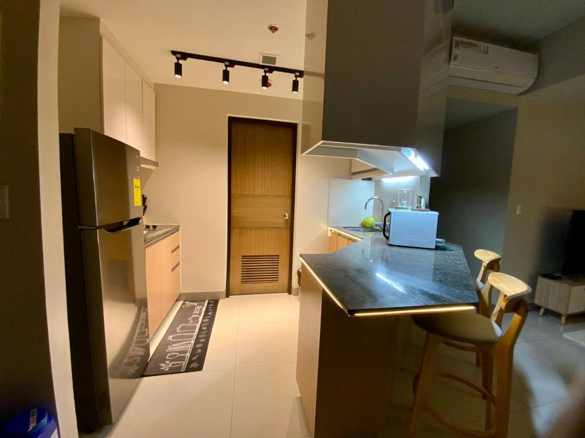 Classy 2Br Suite At Eastwood City With Pool And City Skyline View Manila Zewnętrze zdjęcie