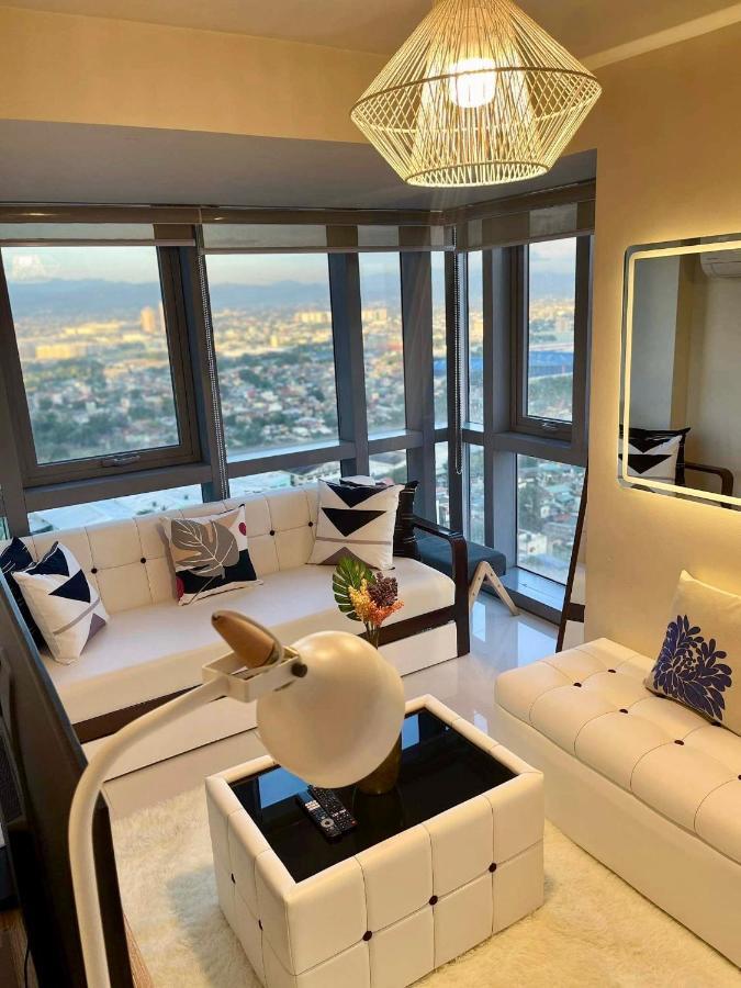 Classy 2Br Suite At Eastwood City With Pool And City Skyline View Manila Zewnętrze zdjęcie