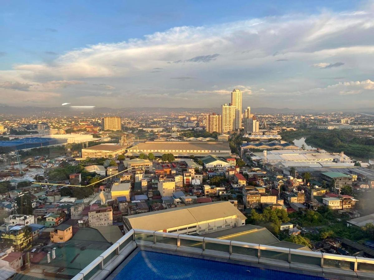Classy 2Br Suite At Eastwood City With Pool And City Skyline View Manila Zewnętrze zdjęcie