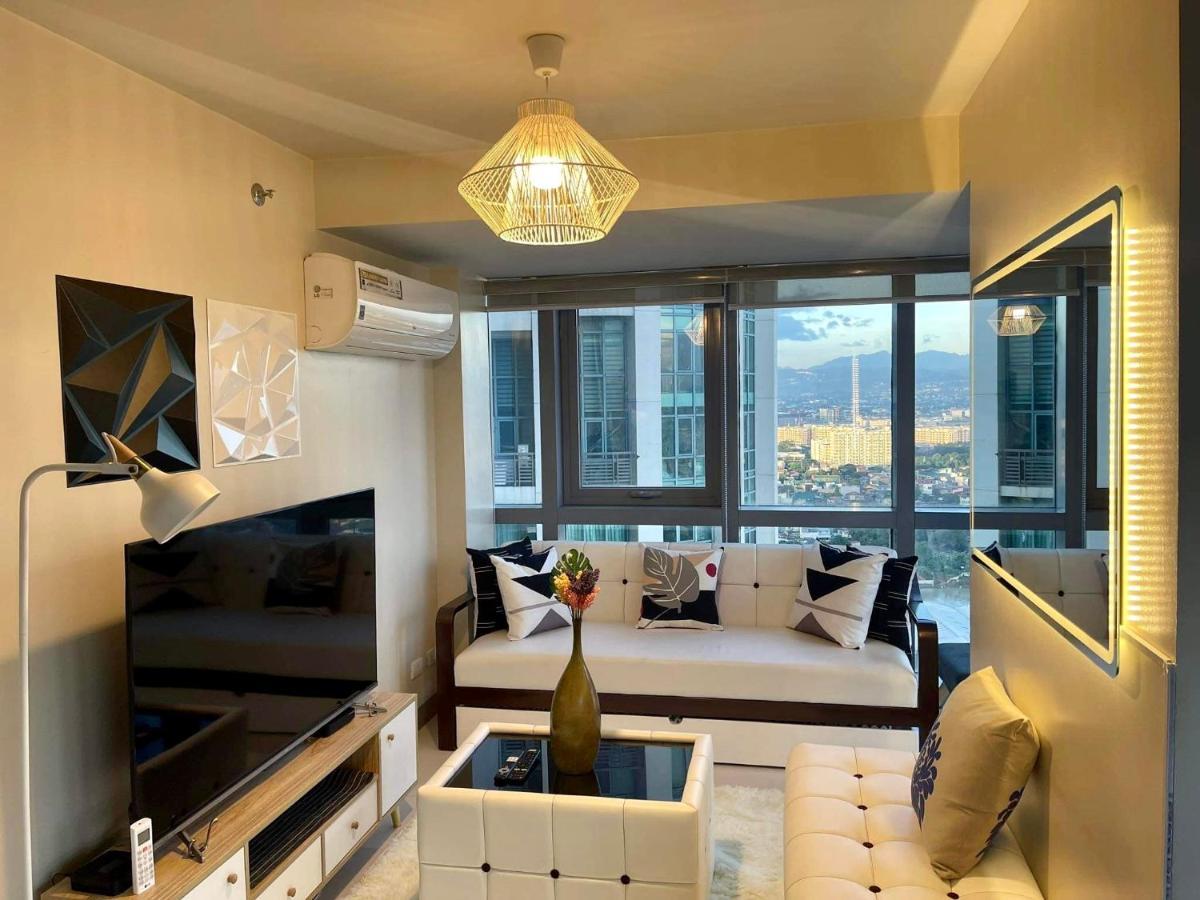 Classy 2Br Suite At Eastwood City With Pool And City Skyline View Manila Zewnętrze zdjęcie