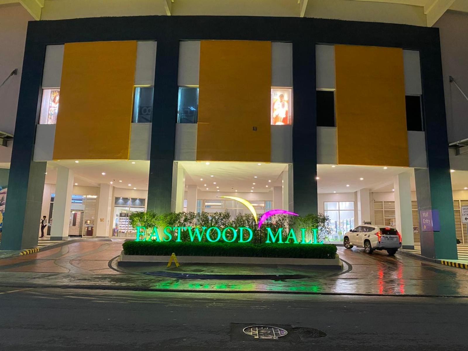 Classy 2Br Suite At Eastwood City With Pool And City Skyline View Manila Zewnętrze zdjęcie